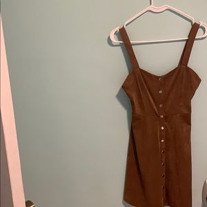 Brown 🤎 button dress!